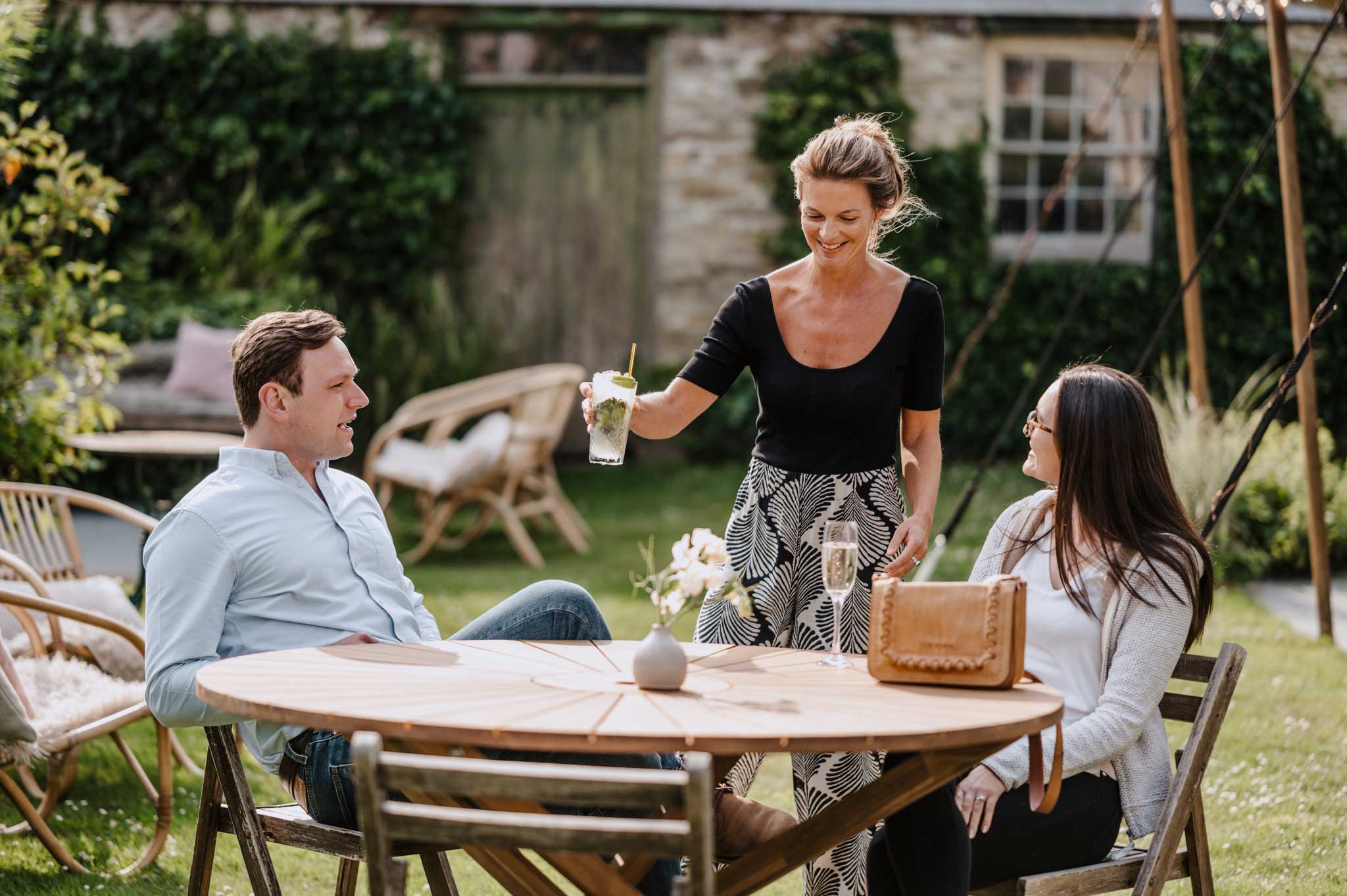 Relaxed dining at Treseren