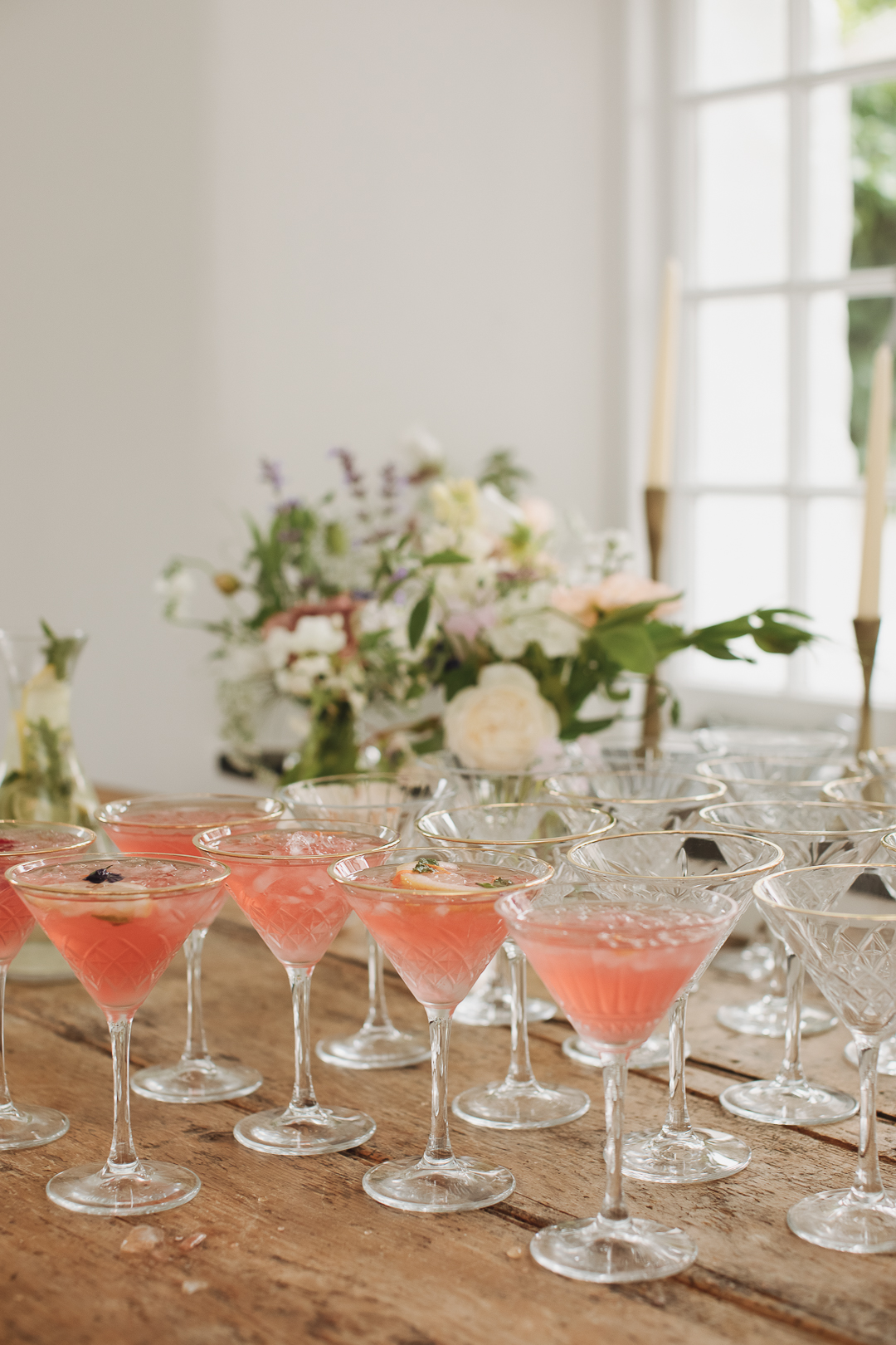 cocktails in martini glasses at small wedding venue cornwall